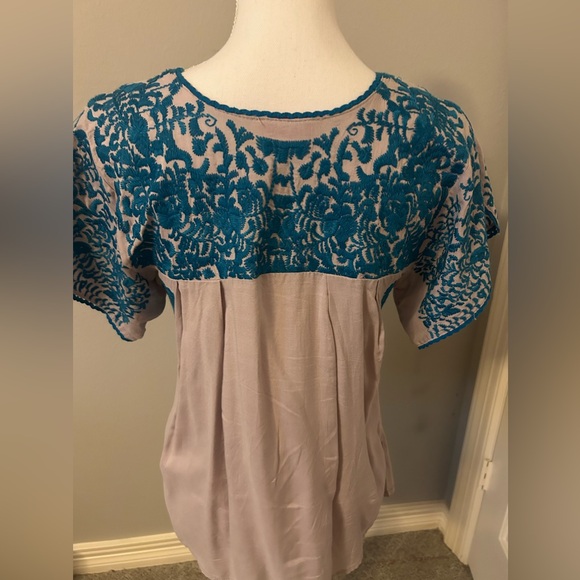 Buddy Love Embroidered Blouse - Picture 3 of 3